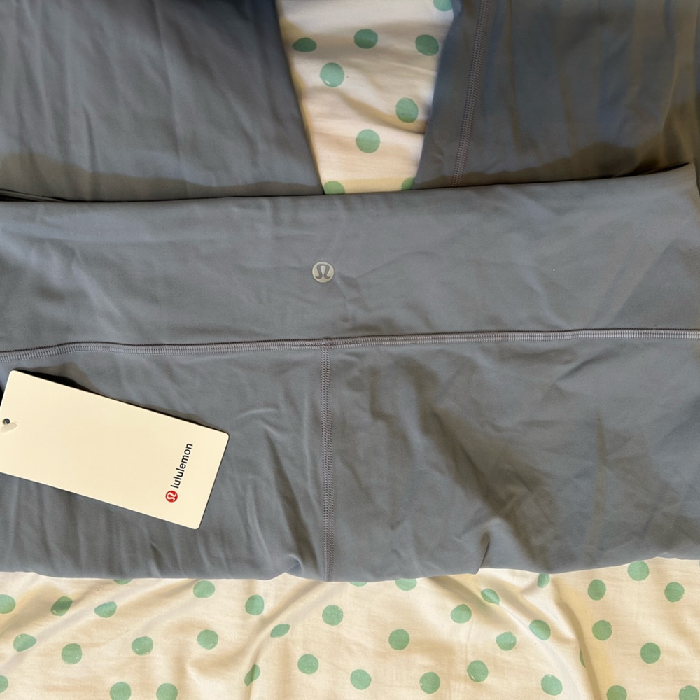 NWT Lululemon mini flare leggings - Picture 6 of 7